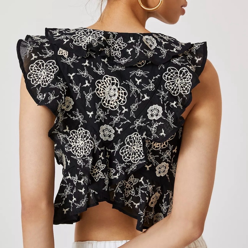 Anthropologie Embroidered Ruffle Crop Top Women’s Size Large Black Cream Floral - Picture 4 of 12